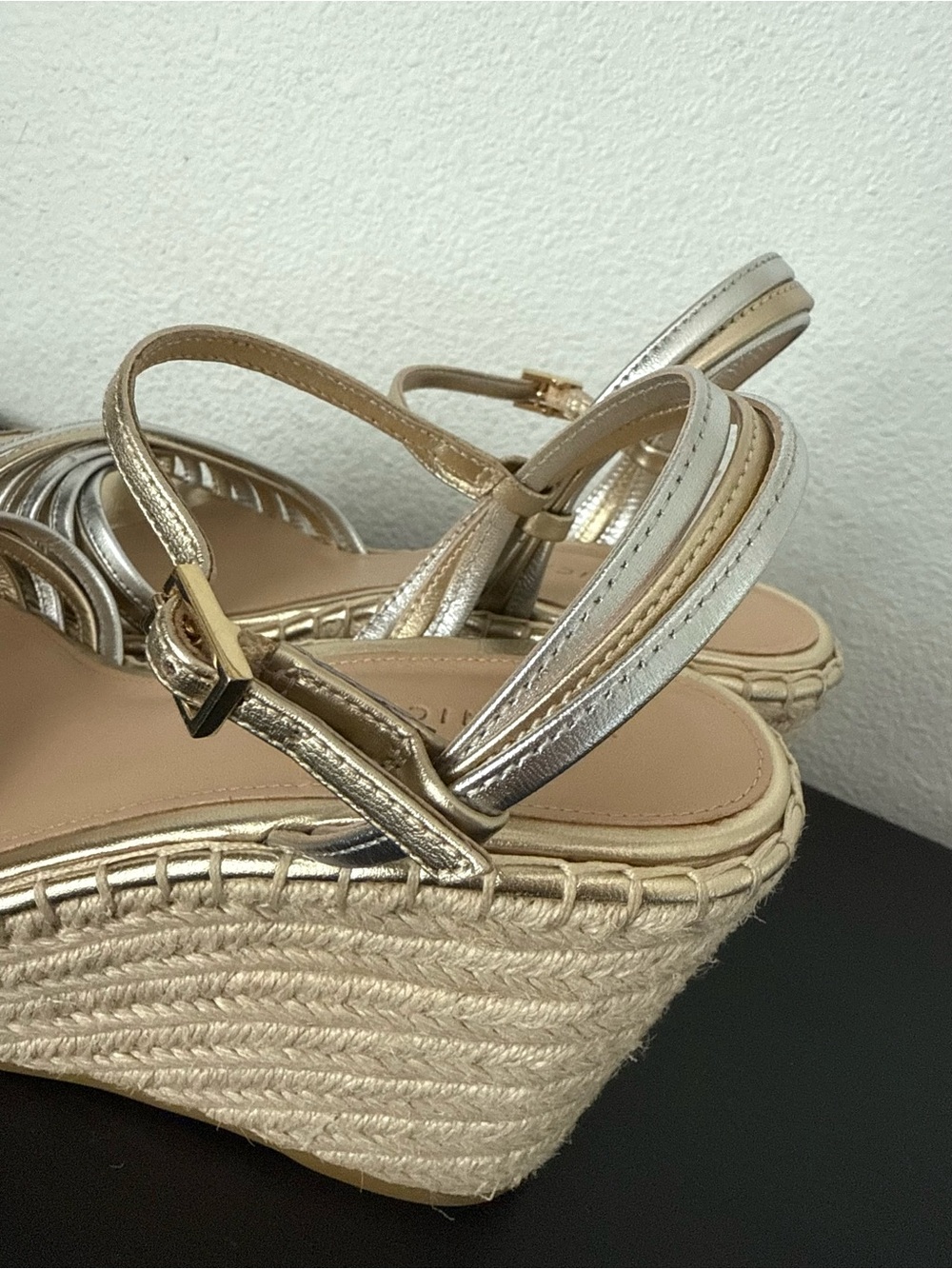 EUC Veronica Beard Ravina Platform Wedge Heels Leather Sandals - Picture 5 of 14